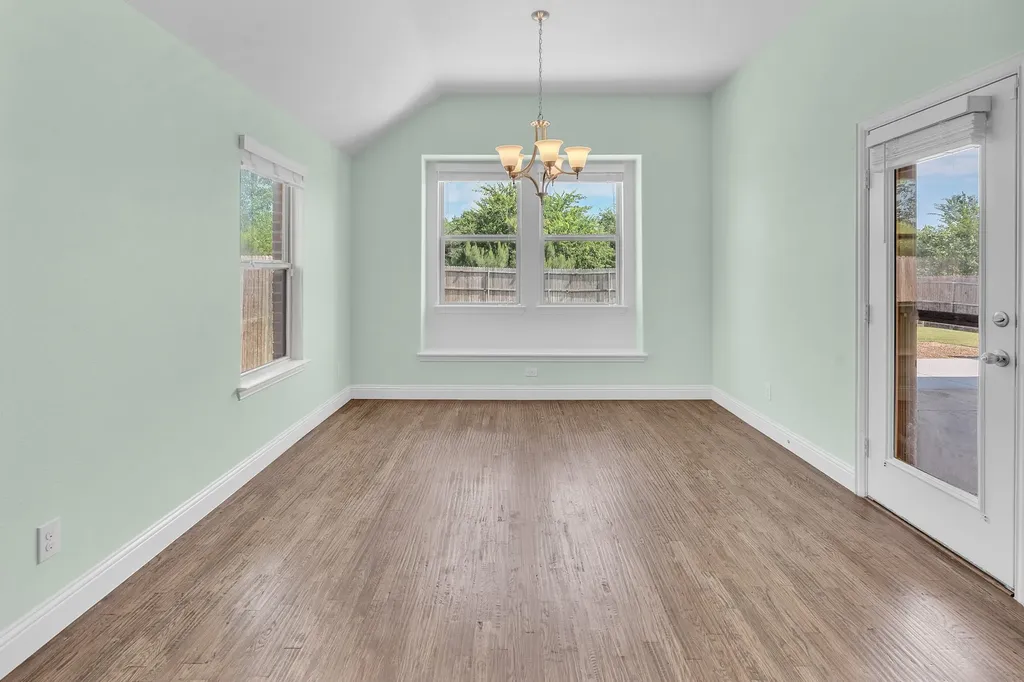 216 Ovaletta Drive Justin TX 76247