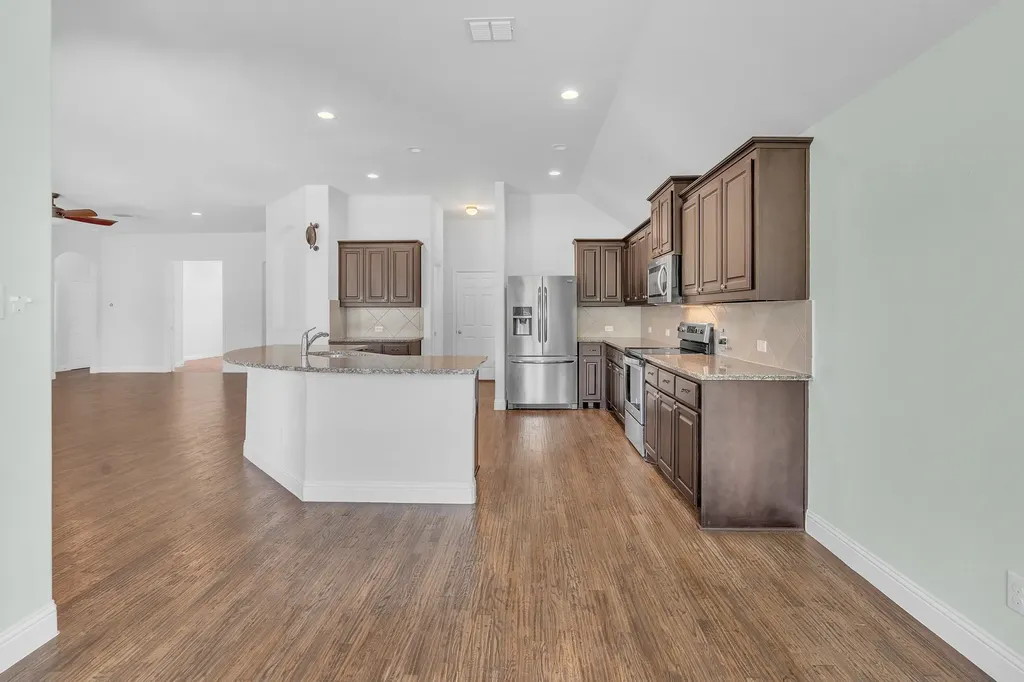 216 Ovaletta Drive Justin TX 76247