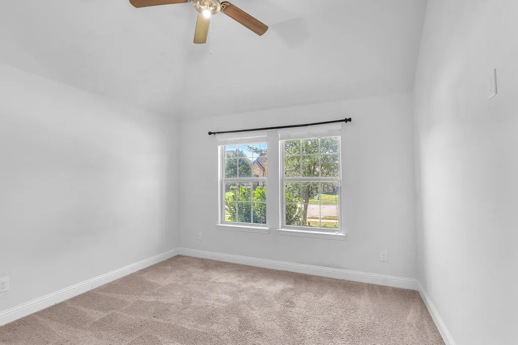 216 Ovaletta Drive Justin TX 76247