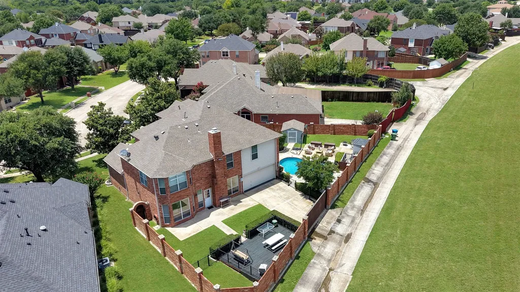 3936 Gillespie Drive Carrollton TX 75010