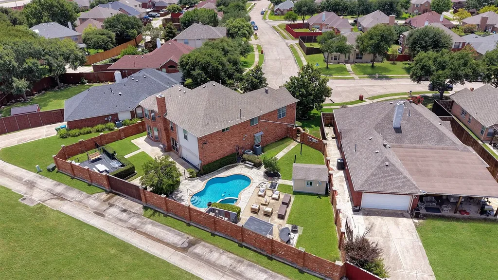 3936 Gillespie Drive Carrollton TX 75010