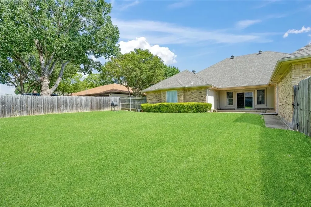 1621 Idlewood Drive Sherman TX 75092