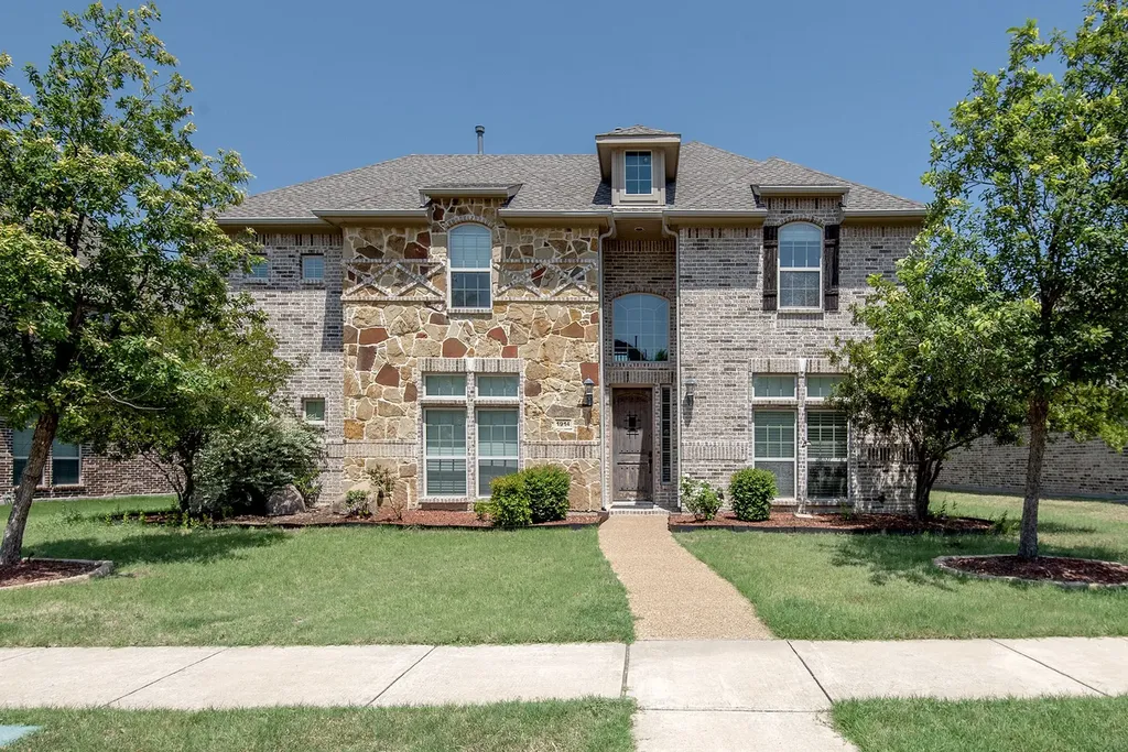 1914 Menominee Drive Frisco TX 75033