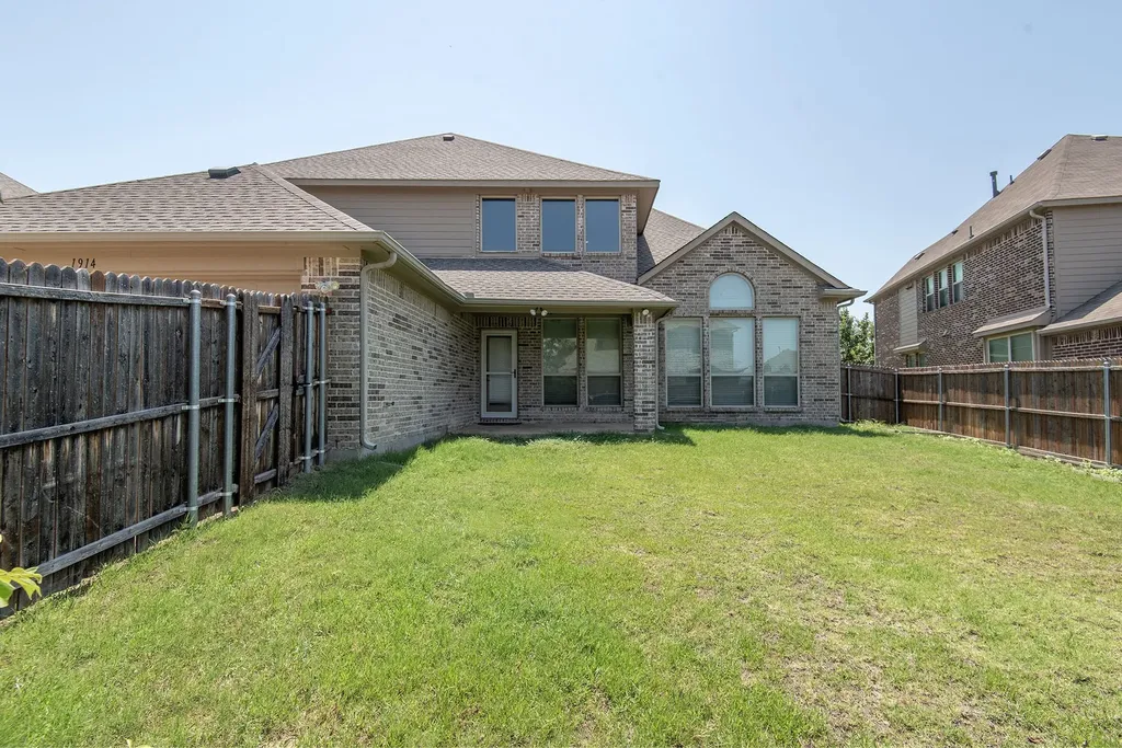 1914 Menominee Drive Frisco TX 75033