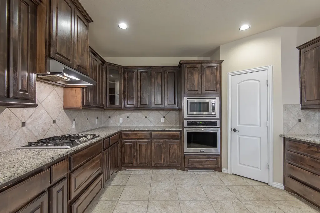 1914 Menominee Drive Frisco TX 75033