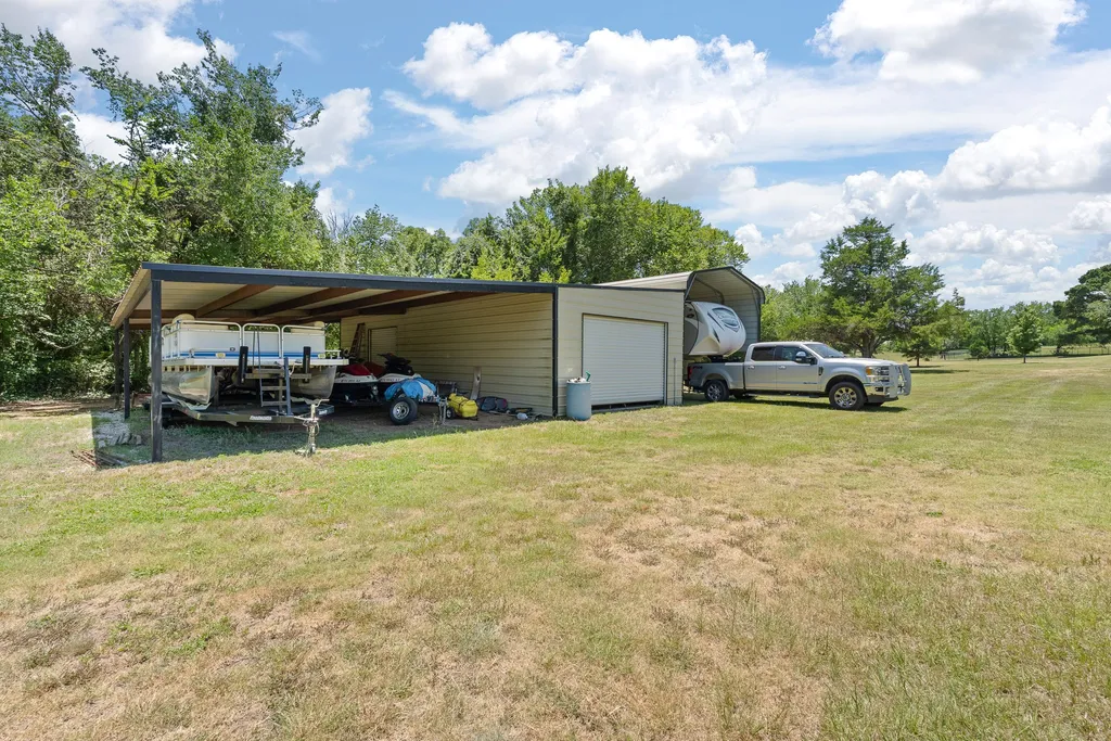 1309 Shannon Drive Cleburne TX 76031