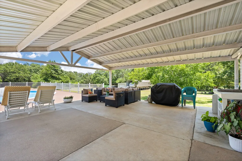 1309 Shannon Drive Cleburne TX 76031
