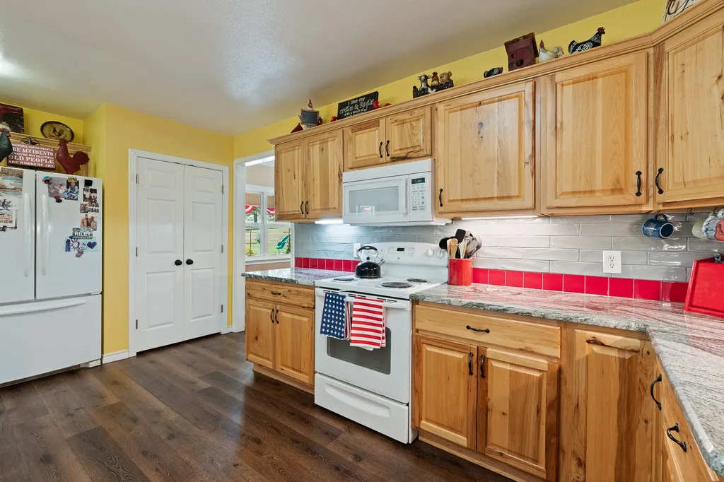 1309 Shannon Drive Cleburne TX 76031