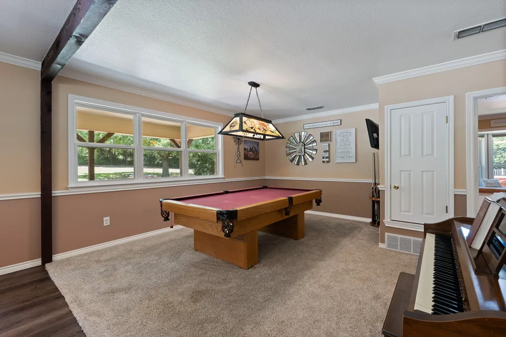 1309 Shannon Drive Cleburne TX 76031