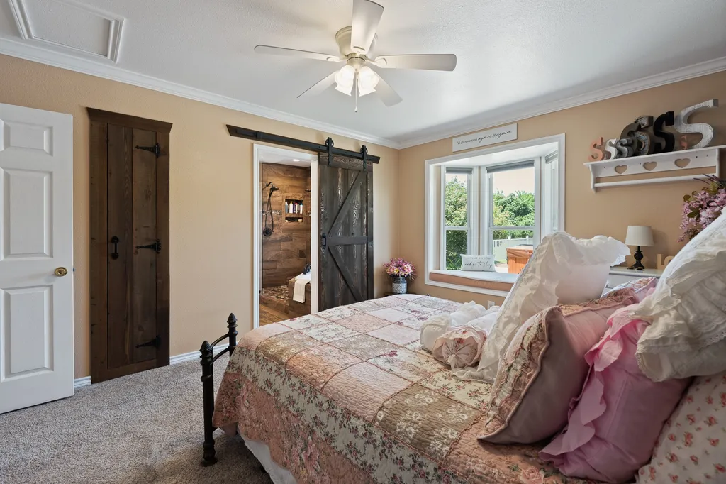 1309 Shannon Drive Cleburne TX 76031