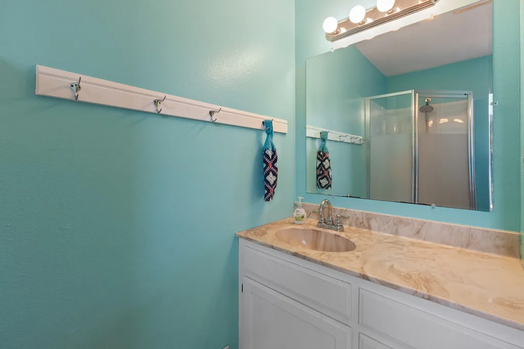 1309 Shannon Drive Cleburne TX 76031