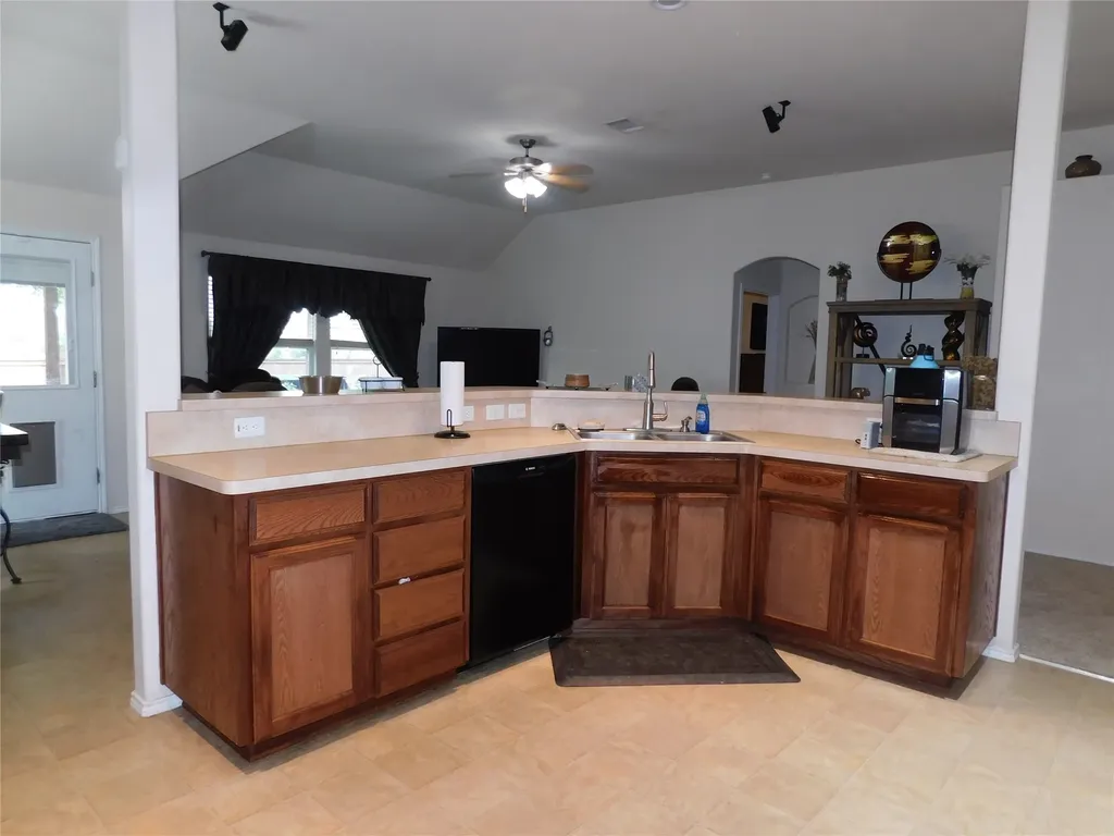1516 Baslow Lane Burleson TX 76028