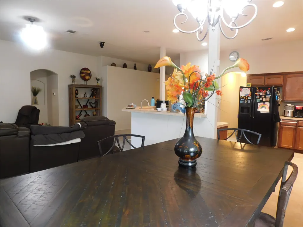 1516 Baslow Lane Burleson TX 76028