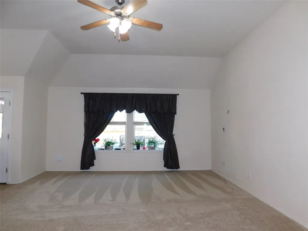 1516 Baslow Lane Burleson TX 76028