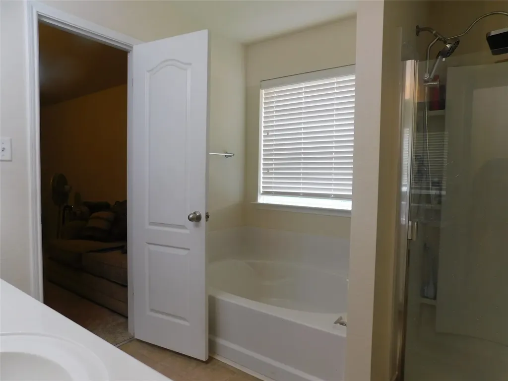 1516 Baslow Lane Burleson TX 76028