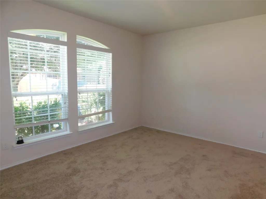 1516 Baslow Lane Burleson TX 76028