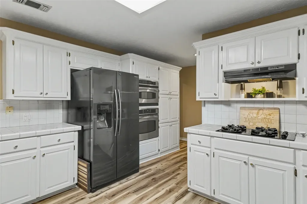 211 Meadow Drive New Boston TX 75570
