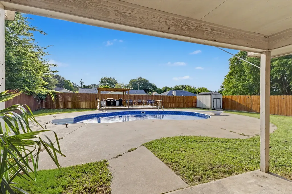 211 Meadow Drive New Boston TX 75570