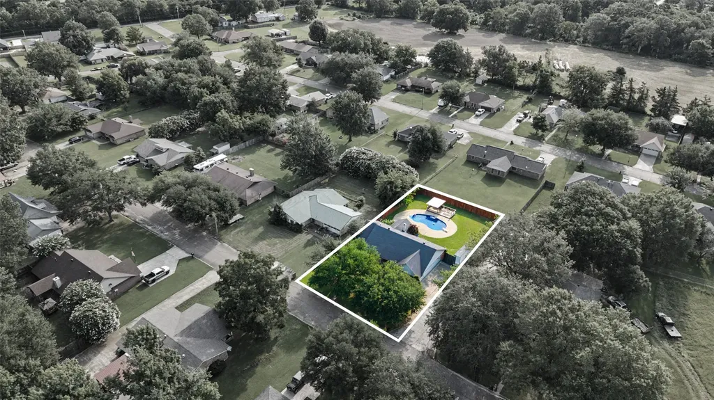 211 Meadow Drive New Boston TX 75570