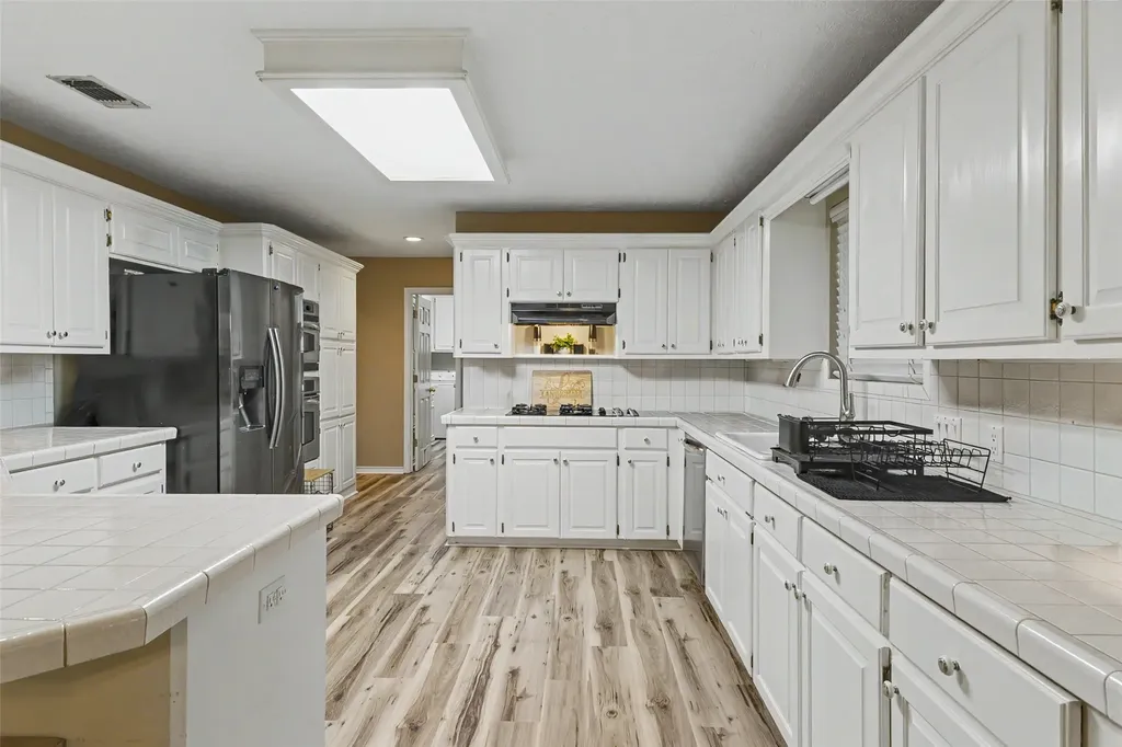 211 Meadow Drive New Boston TX 75570