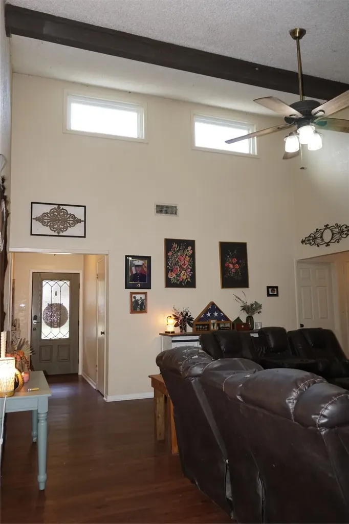 10808 Jeanell Drive Kemp TX 75143