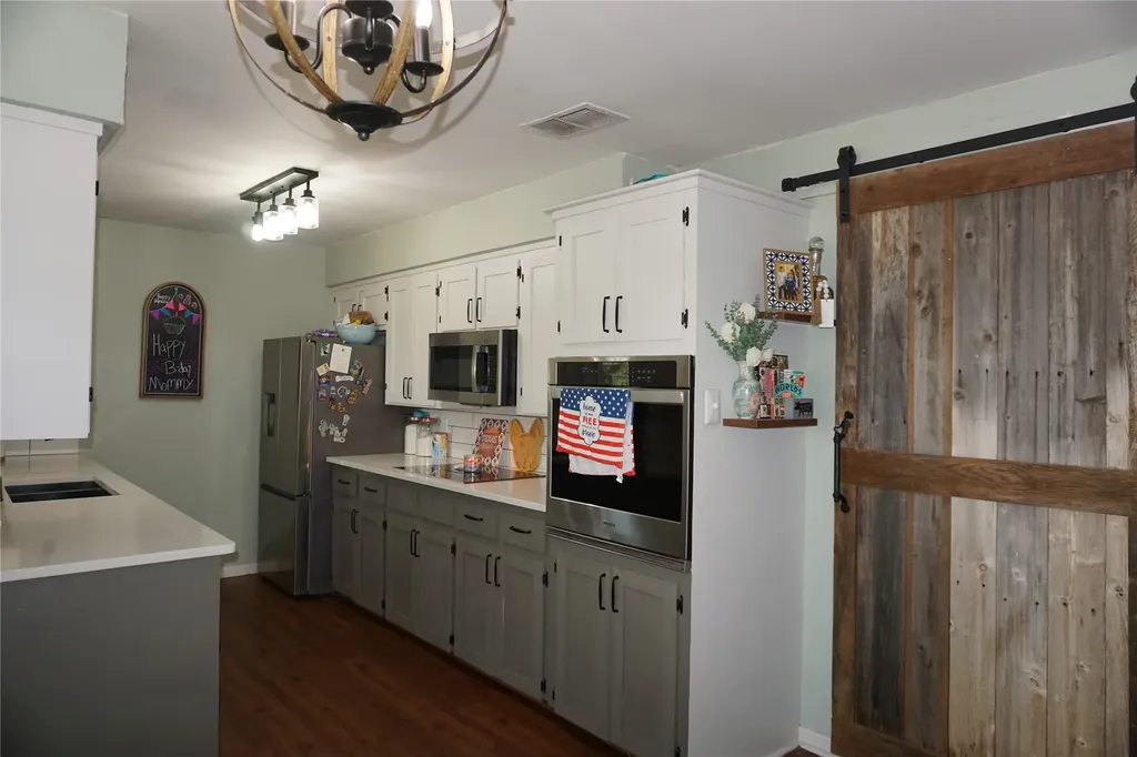10808 Jeanell Drive Kemp TX 75143