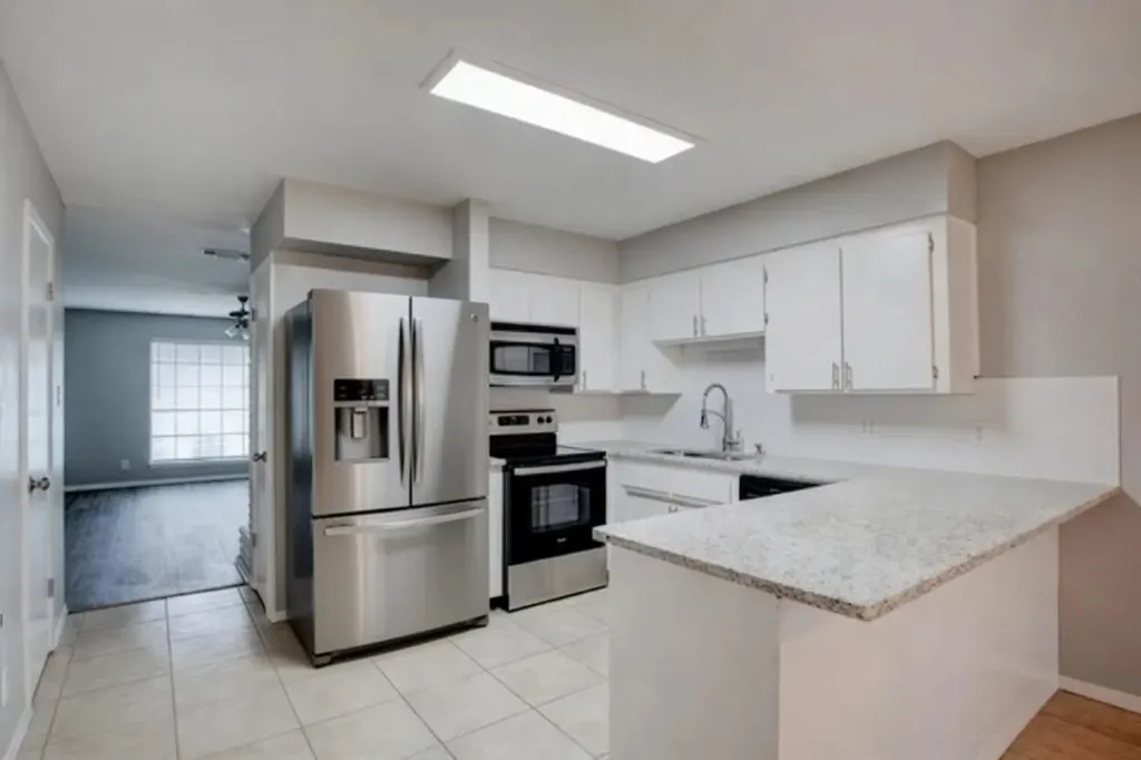 8230 El Retiro Road Fort Worth TX 76116