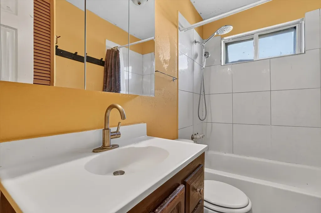 4608 San Marcus Mesquite TX 75150