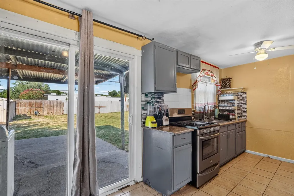 4608 San Marcus Mesquite TX 75150