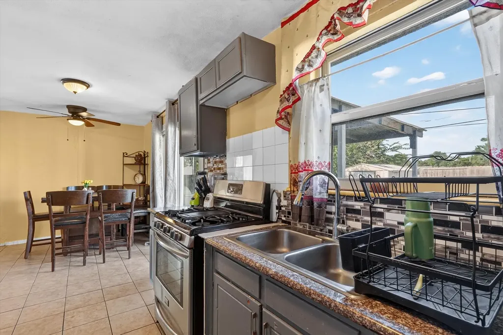 4608 San Marcus Mesquite TX 75150