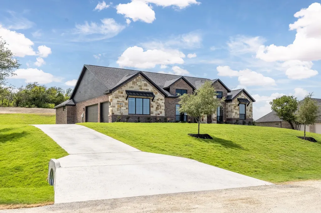 132 Oak Meadow Lane Weatherford TX 76085