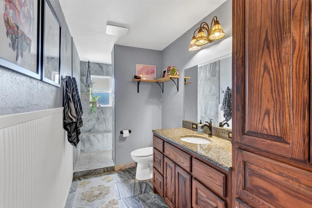 406 N Oak Lane Tolar TX 76476