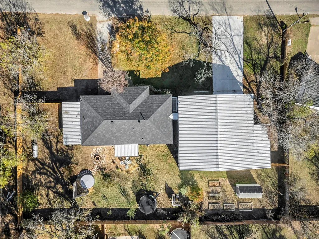 406 N Oak Lane Tolar TX 76476