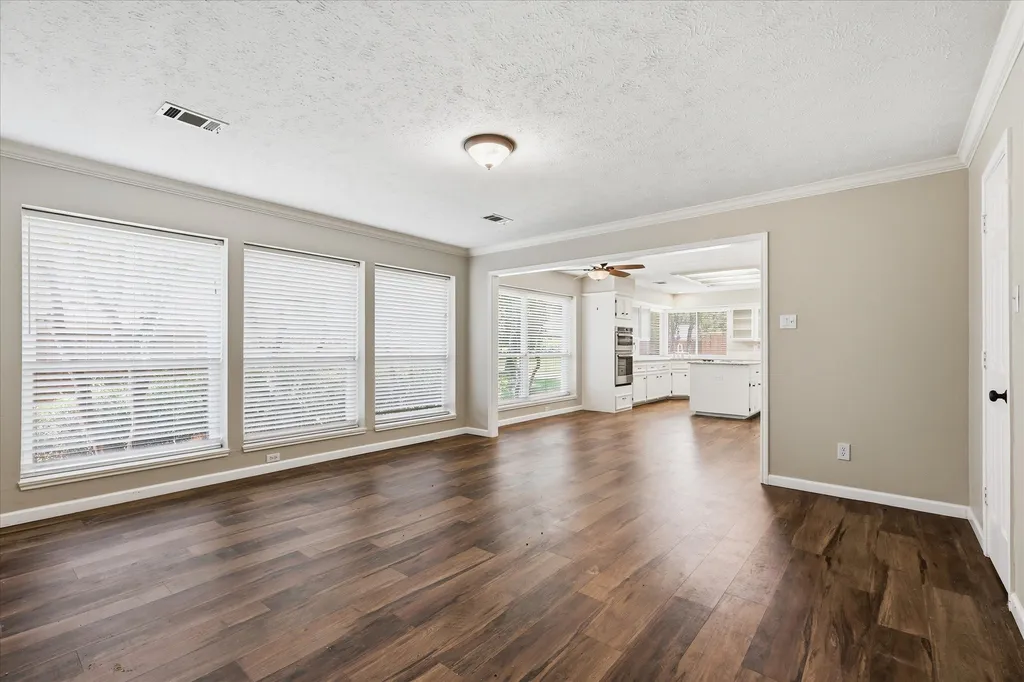 1706 Wessex Circle Richardson TX 75082