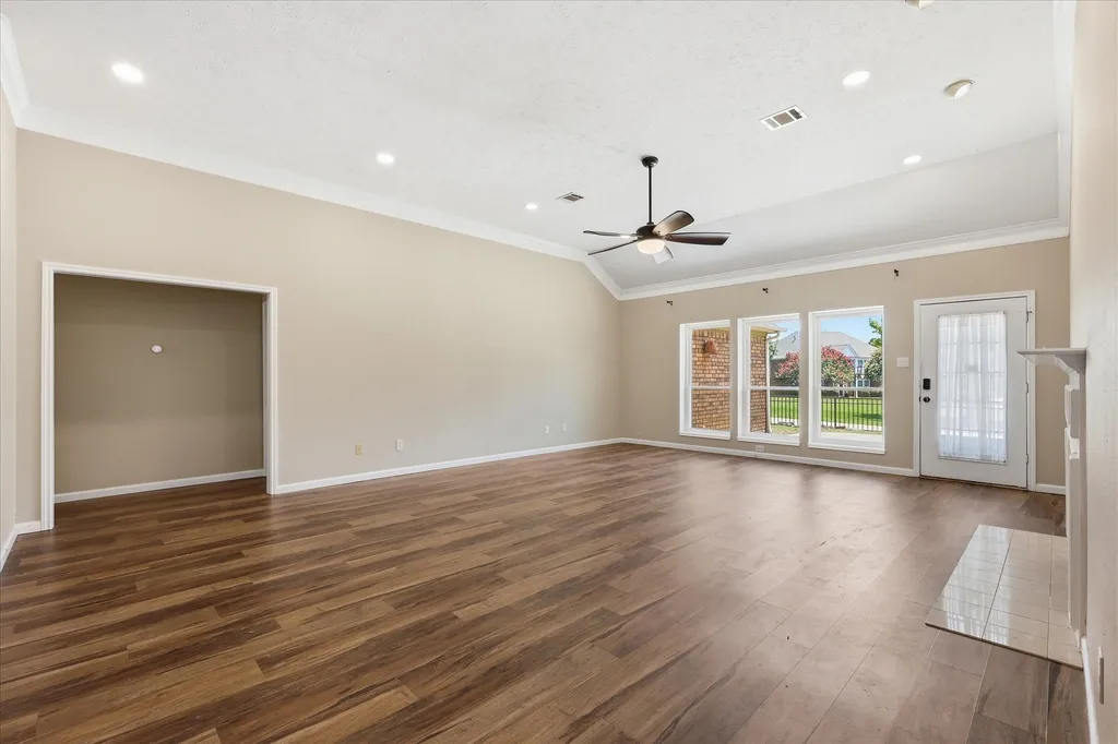 1706 Wessex Circle Richardson TX 75082