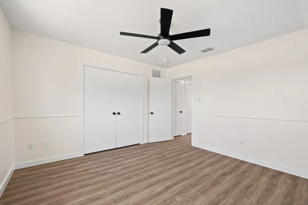 2006 Toulon Lane Carrollton TX 75007