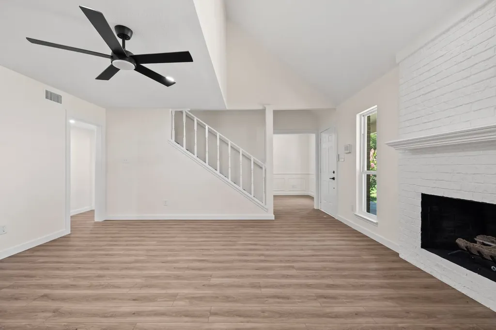 2006 Toulon Lane Carrollton TX 75007
