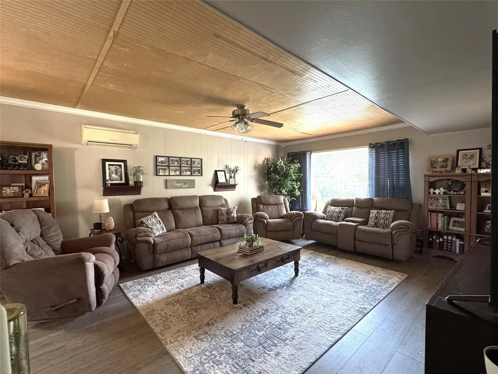313 Miami Coleman TX 76834