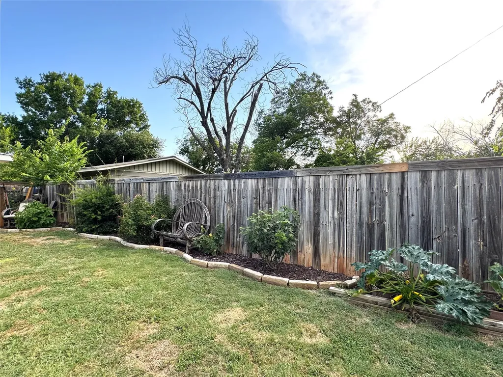 313 Miami Coleman TX 76834