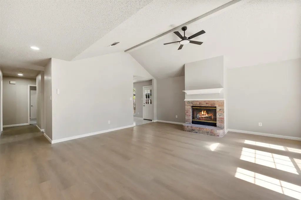 6314 Brookbriar Court Arlington TX 76018
