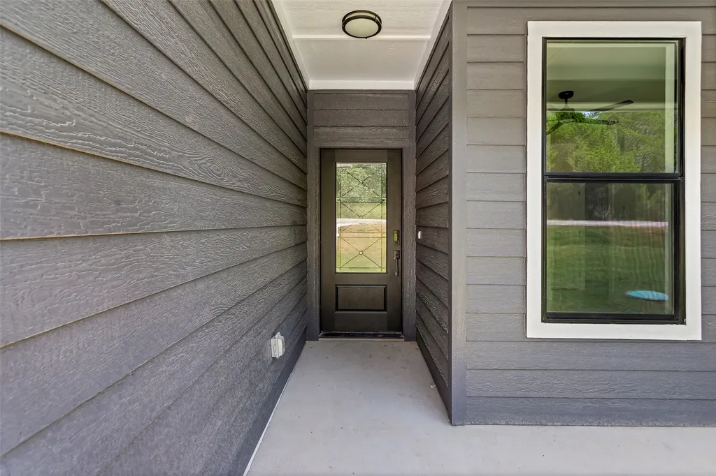 4711 Elizabeth Street Granbury TX 76048
