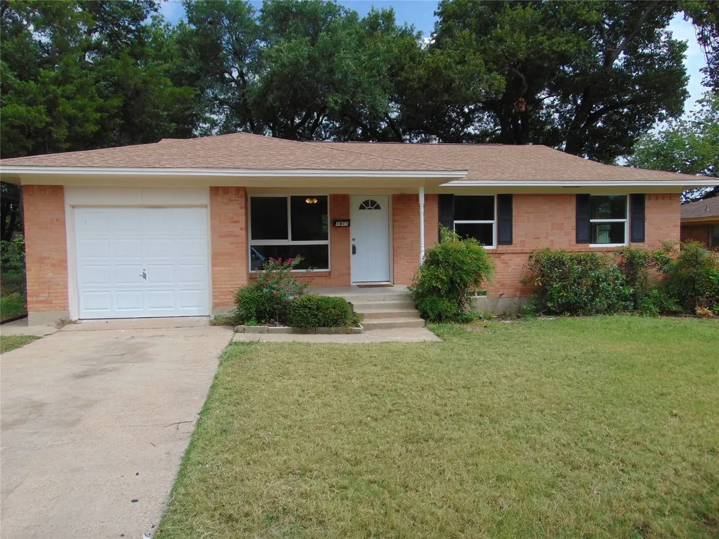1911 Cassia Drive Dallas TX 75232
