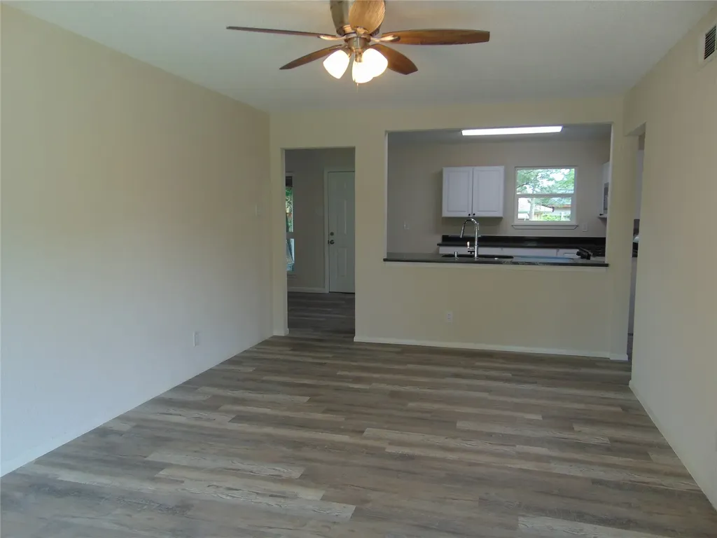 1911 Cassia Drive Dallas TX 75232