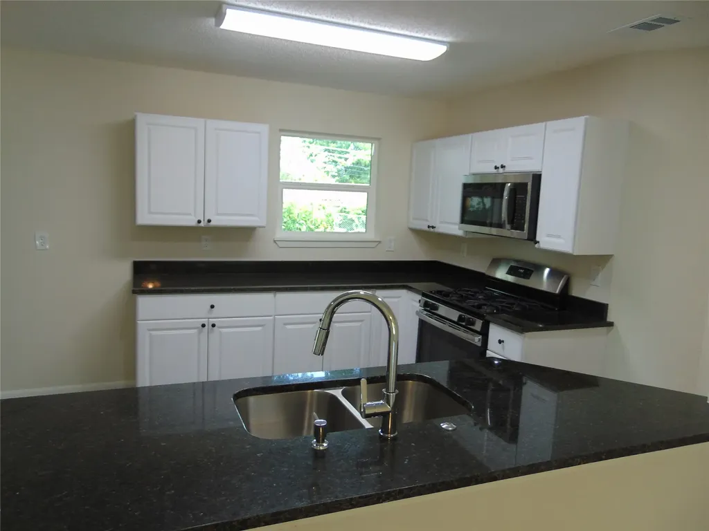 1911 Cassia Drive Dallas TX 75232
