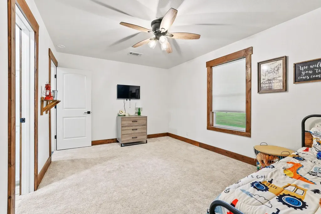 1394 Us Highway 69 Denison TX 75021