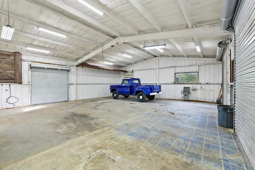 1394 Us Highway 69 Denison TX 75021