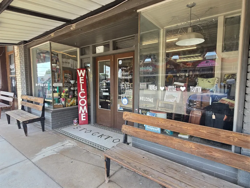 107 E Haning Street Howe TX 75459