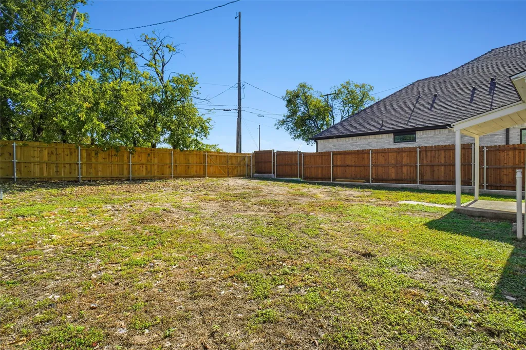 2908 Lulu Street W Fort Worth TX 76106
