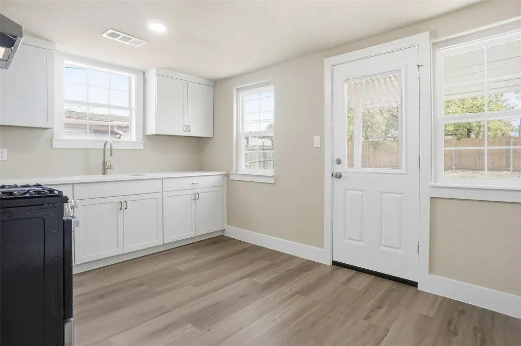 2908 Lulu Street W Fort Worth TX 76106