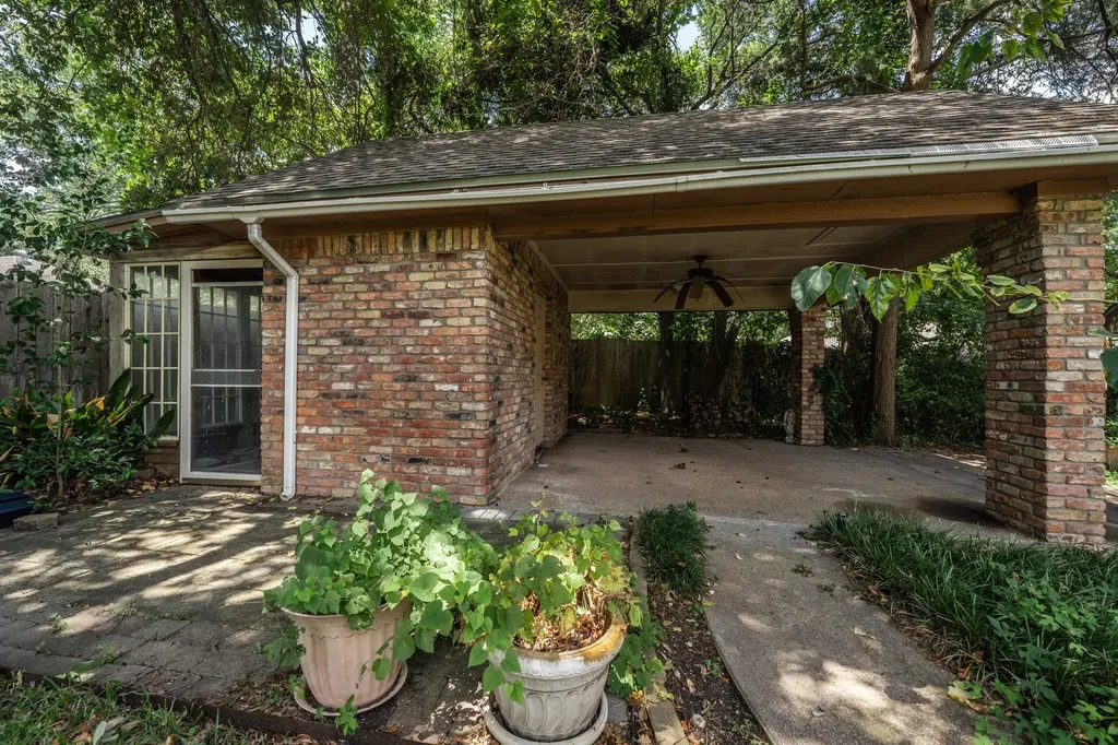 10000 Stony Point Drive Woodway TX 76712